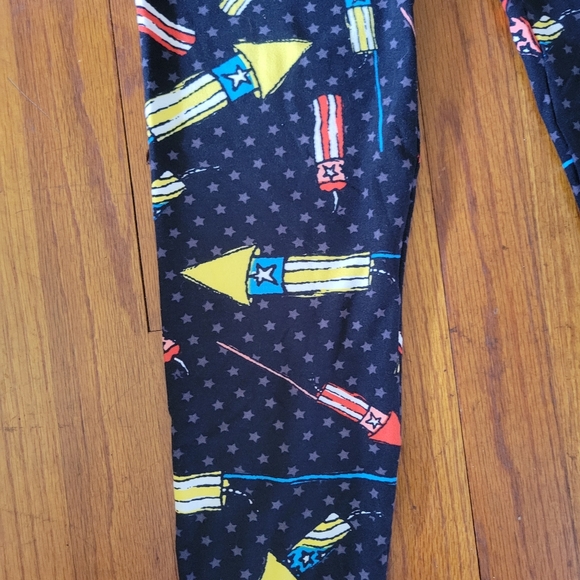 4th of July Rocket firecracker LLR Leggings One Size - Picture 3 of 3
